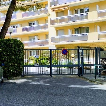 L'Echappee Belle Parking Apartman Avignon Kültér fotó