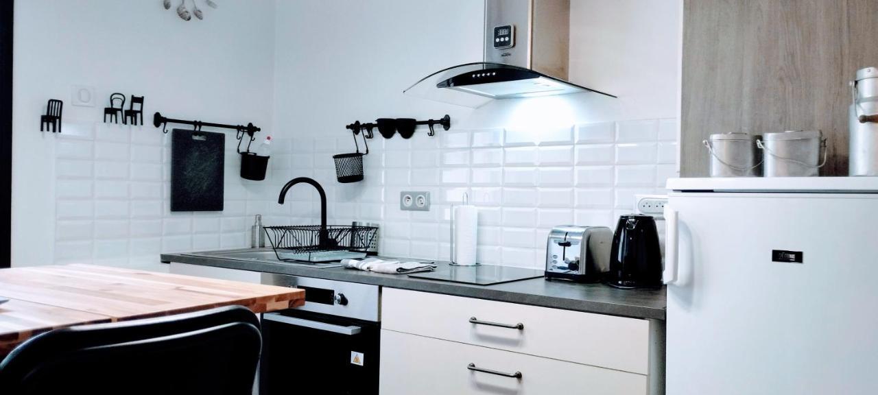 L'Echappee Belle Parking Apartman Avignon Kültér fotó