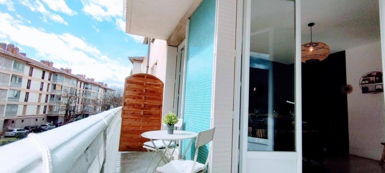 L'Echappee Belle Parking Apartman Avignon Kültér fotó