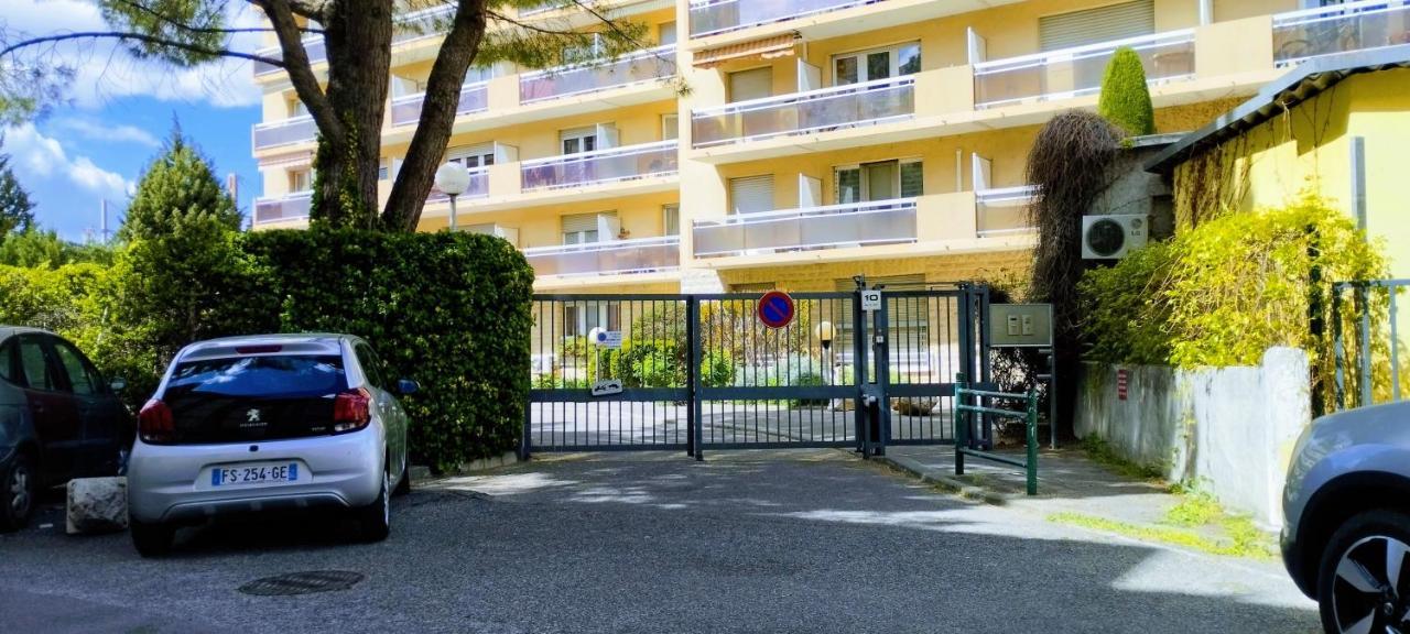 L'Echappee Belle Parking Apartman Avignon Kültér fotó